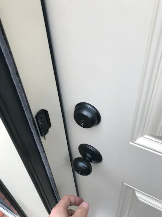 KeyMe Locksmiths Picture 8