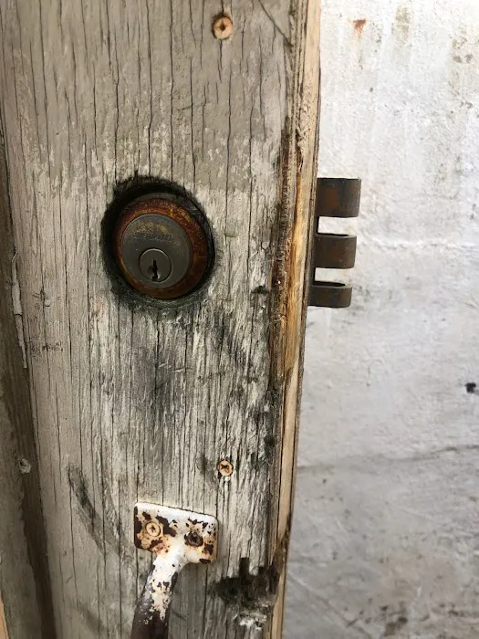 KeyMe Locksmiths Picture 5