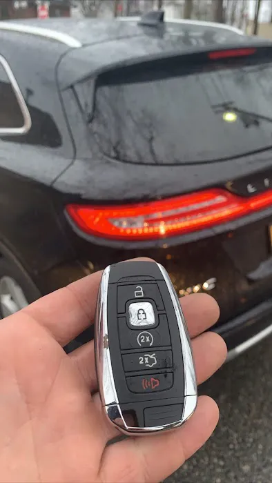 KeyMe Locksmiths Picture 5