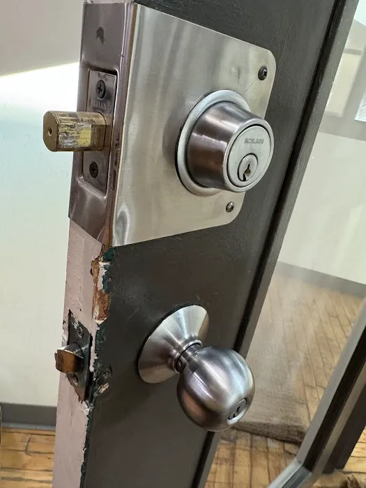 Chicago Locksmiths Picture 5