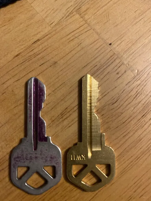 KeyMe Locksmiths Picture 2