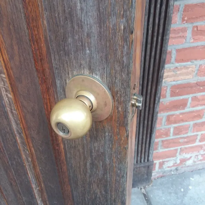 KeyMe Locksmiths Picture 9