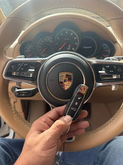 J&A Remotes And Keys Picture 1