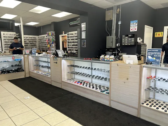 J&A Remotes And Keys Picture 7