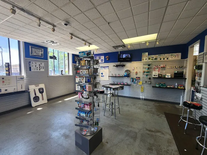 Bullis Lock Co. Picture 8