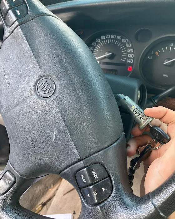 Transponder City Locksmith and Alarms Picture 7