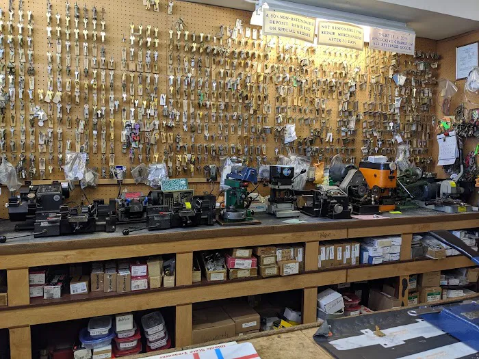 Fullmer Locksmith Service Inc Picture 7