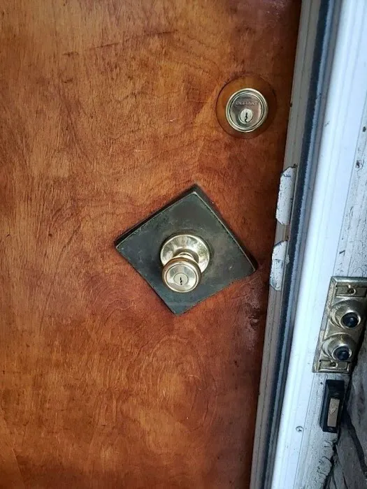 KeyMe Locksmiths Picture 5