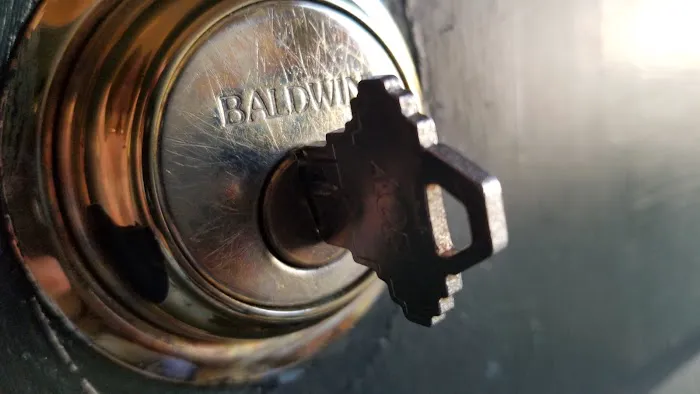 ACME Lock & Key Picture 1