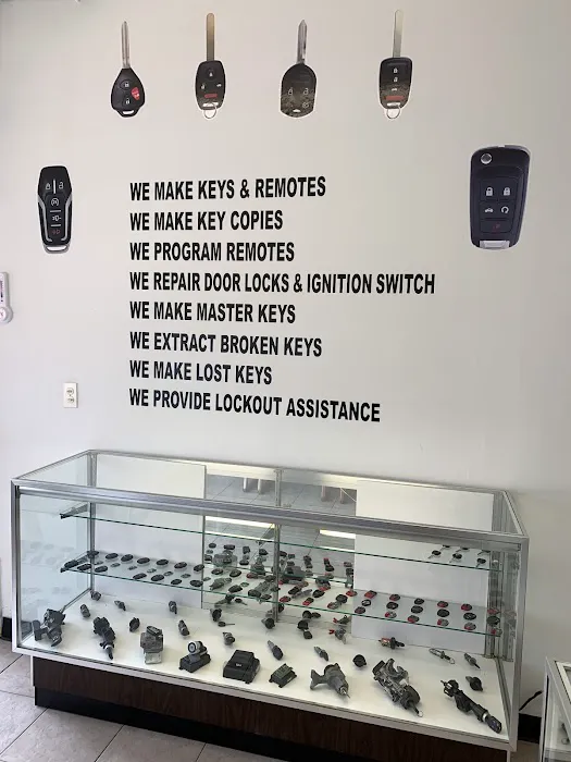 Smart Keys & Remotes Inc Picture 3