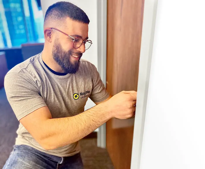 KeyMe Locksmiths Picture 3