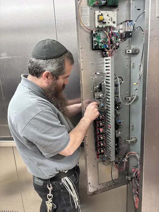 Fine Lock and Key Picture 10