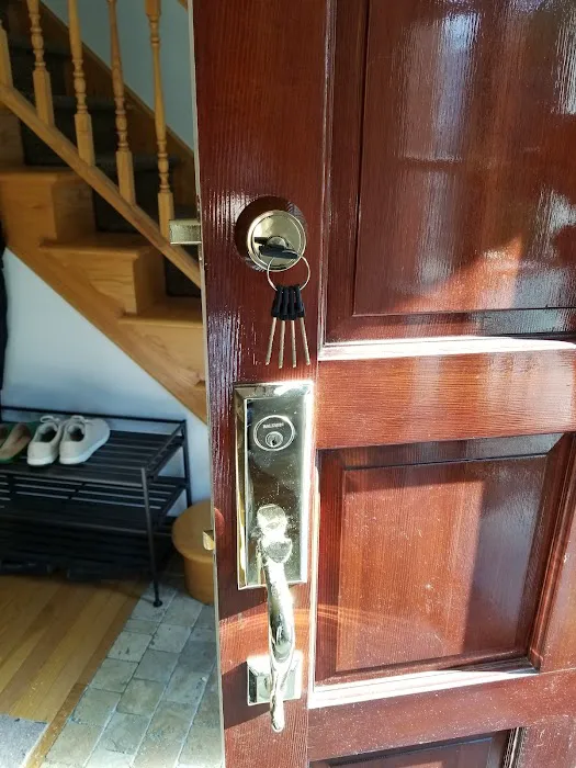 Sure Lock & Key Picture 7