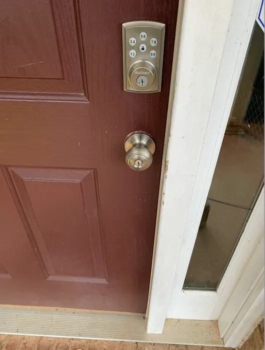 KeyMe Locksmiths Picture 10