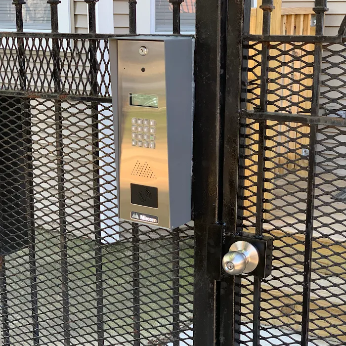 Quick Key Locksmith & Security Elk Grove Village Picture 7