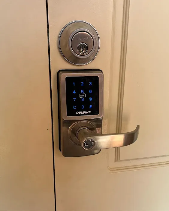 Elk Grove Village Locksmith Corp Picture 3