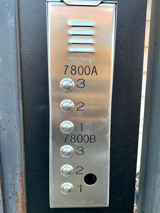 Quick Key Locksmith & Security Wheaton Picture 5