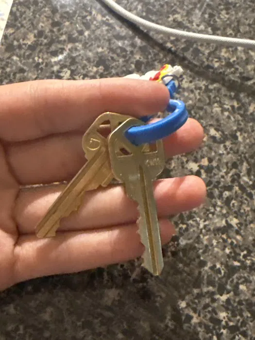 KeyMe Locksmiths Picture 9