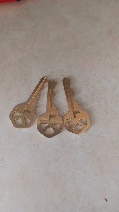 KeyMe Locksmiths Picture 1