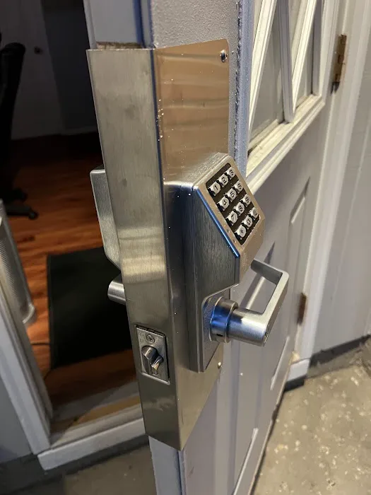 Locksmith Express Picture 1