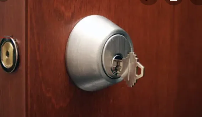 Pro Locksmith Picture 2