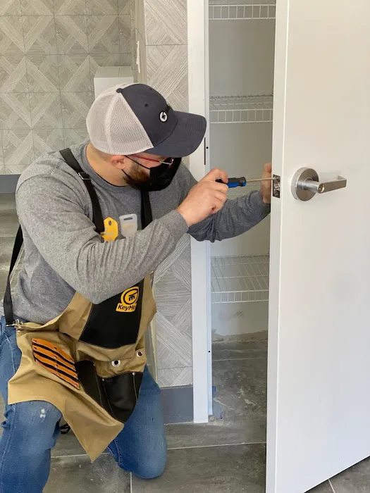 KeyMe Locksmiths Picture 7