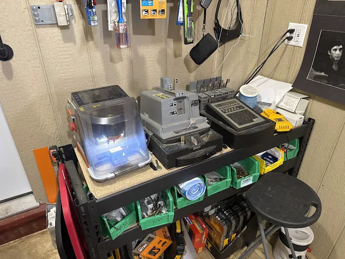 Mishawaka Lock-N-Key Picture 10