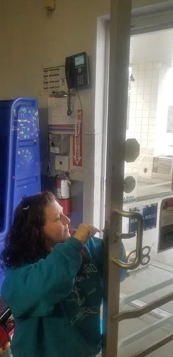 Lightning Locksmith Picture 1