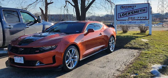 Security-Plus Locksmith Services Picture 1