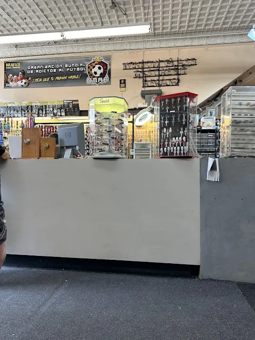 M & R Instant Locksmith Picture 3