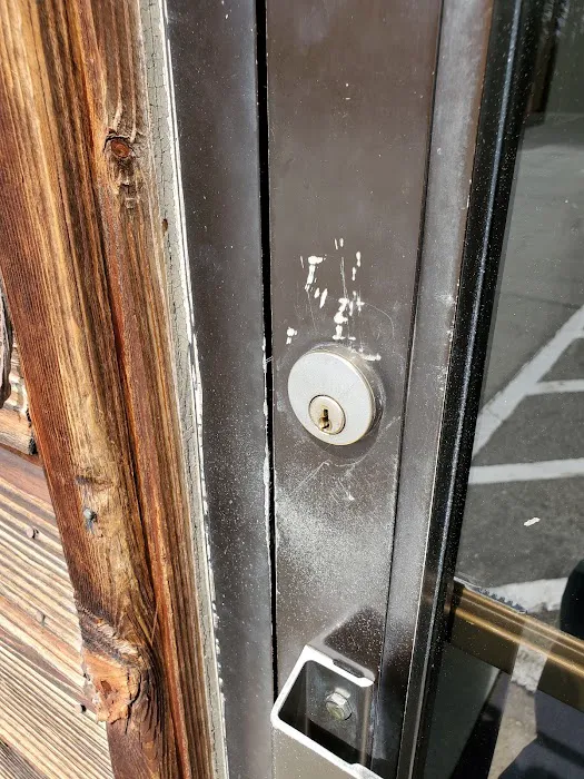 KeyMe Locksmiths Picture 10