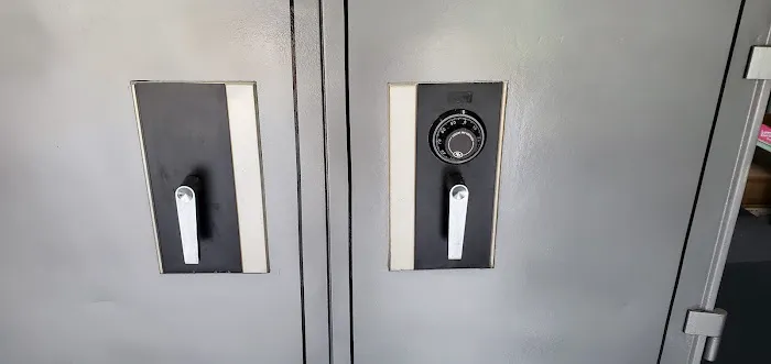 Anthonys Safe and Lock Picture 7