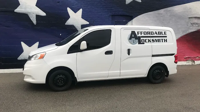 Affordable Locksmith Picture 4