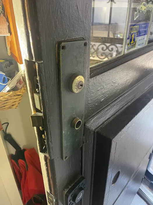Affordable Locksmith Picture 1