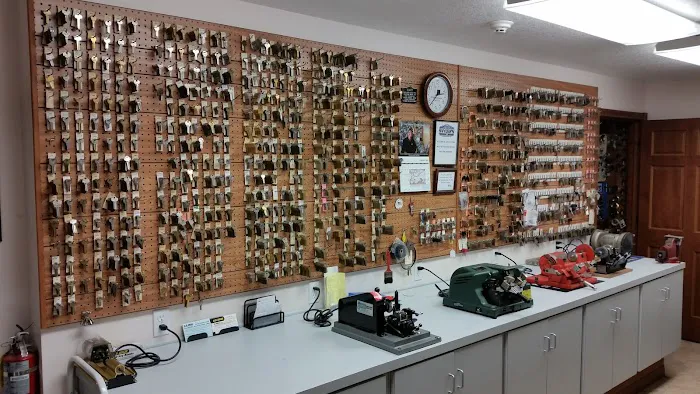 Snyder's Lock and Key Co. Picture 8