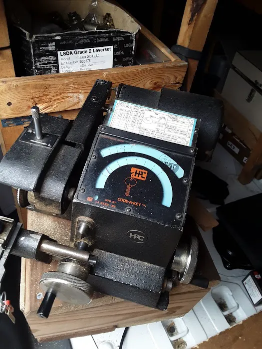 Bob's Lock & Key Picture 7