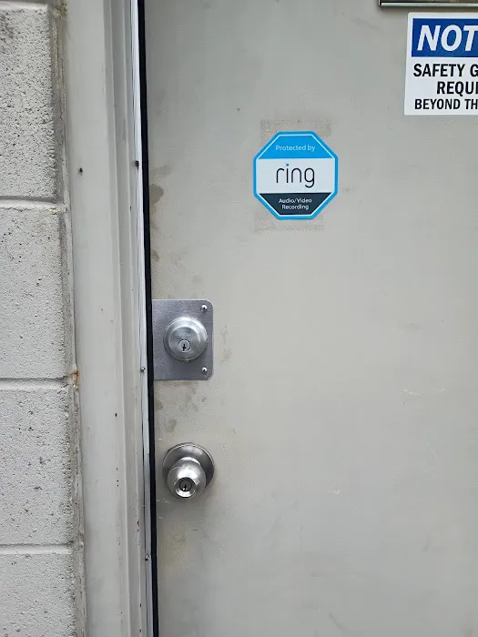 J & J Locksmith Picture 2