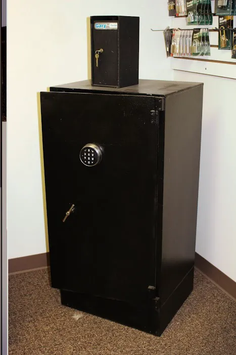 Ashley Safe & Security Picture 9