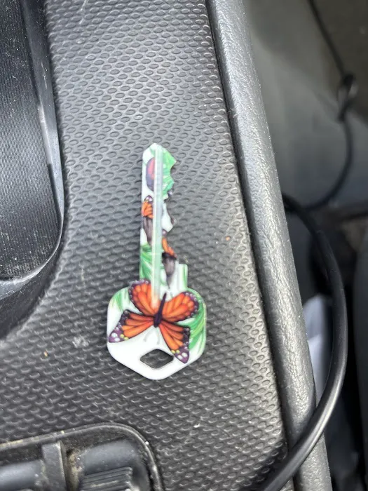 KeyMe Locksmiths Picture 5