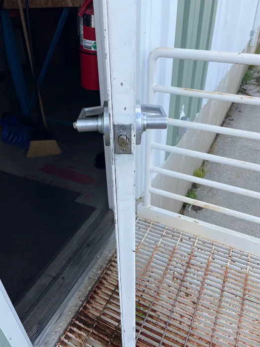 Johnny's Lock & Key Picture 4