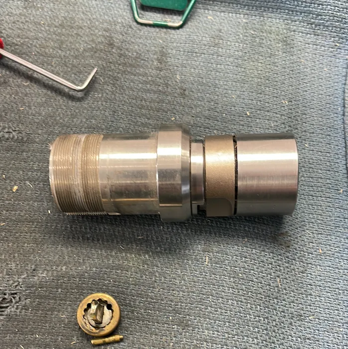 Johnny's Lock & Key Picture 7