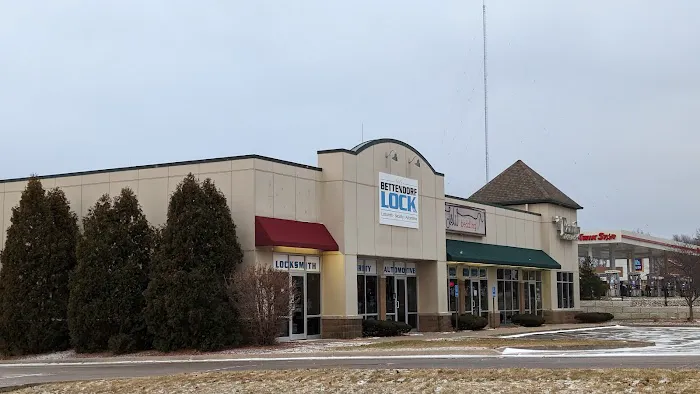 Bettendorf N&S Lock Inc. Picture 1