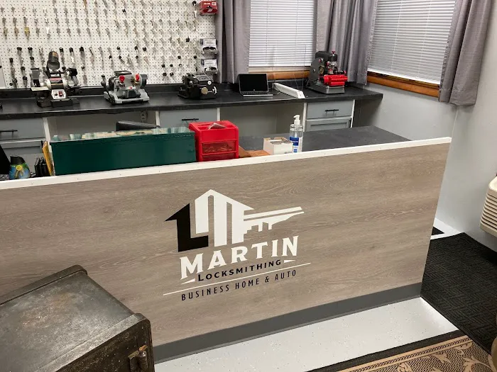 Martin Locksmithing Business Home & Auto Picture 3
