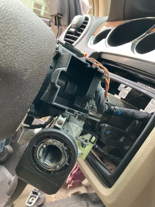 Martin Locksmithing Business Home & Auto Picture 5