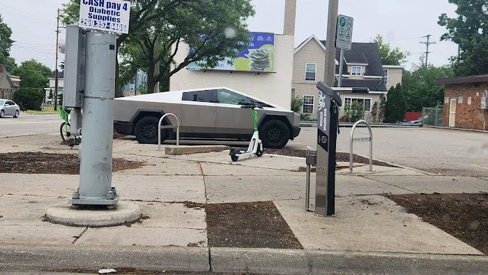 Robbins Lockshop Picture 7