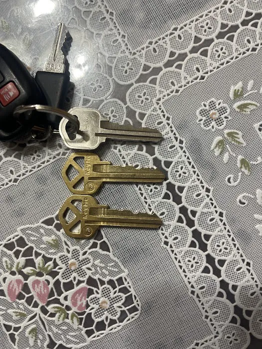 KeyMe Locksmiths Picture 3