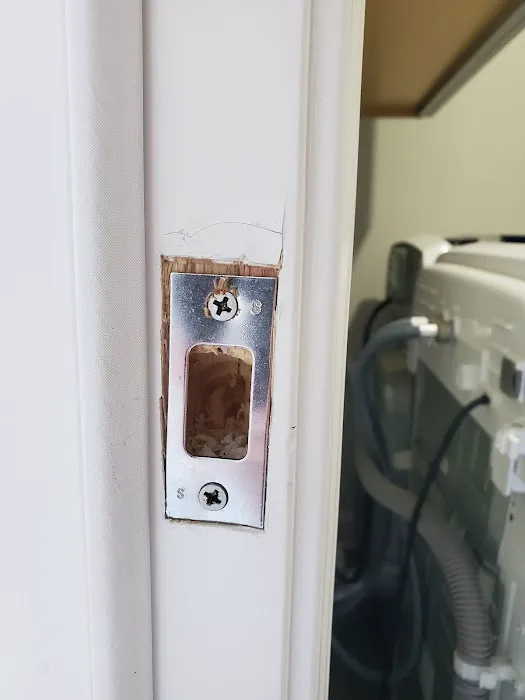 Brass Key Shop Picture 3