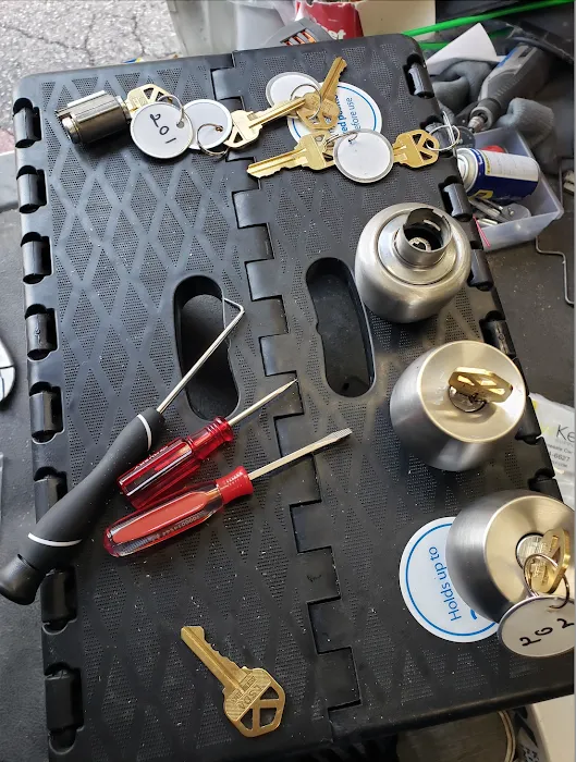 KeyMe Locksmiths Picture 10