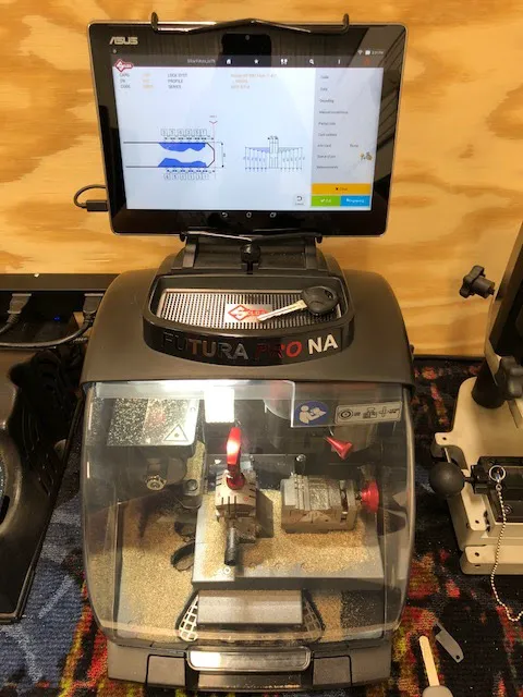 Remote Start and Stereo Picture 8