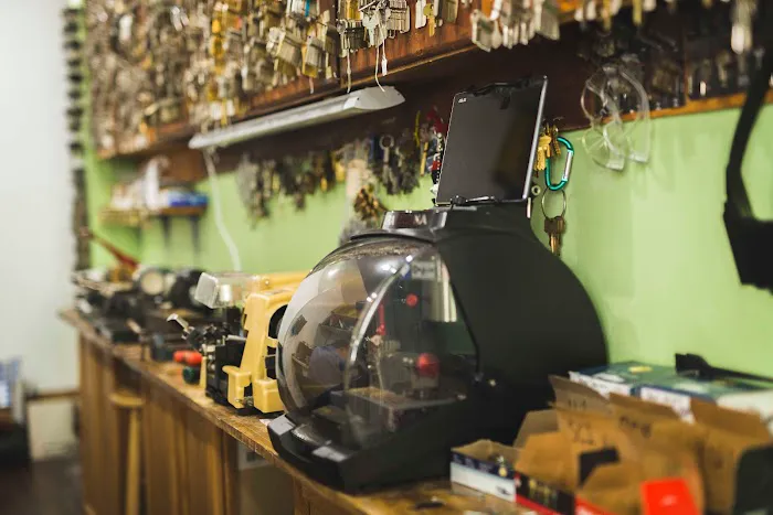 Ionia Lock and Key Picture 2